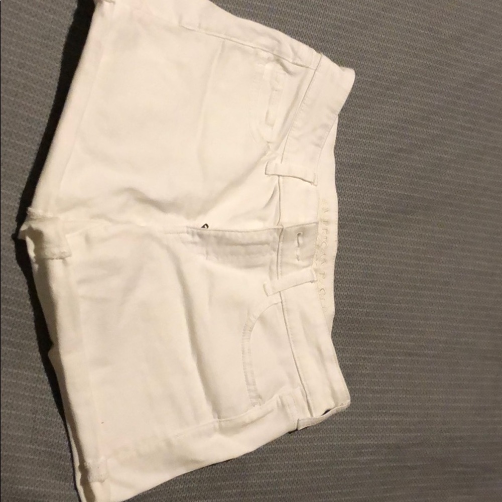 American Eagle white shorts (super stretch)